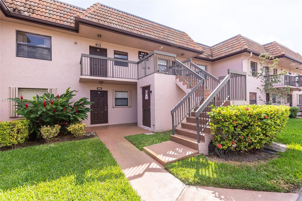 10624 NW 10th St 103, Pembroke Pines, FL 33026