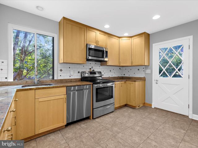 9313 SUDBURY RD, Silver Spring, MD 20901