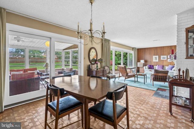 78 RED BERRY RD, Levittown, PA 19056
