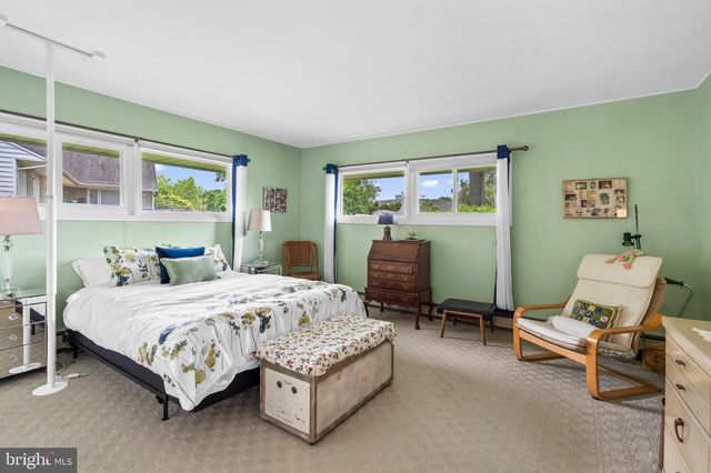 78 RED BERRY RD, Levittown, PA 19056