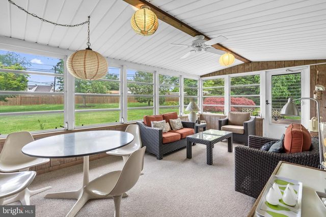 78 RED BERRY RD, Levittown, PA 19056