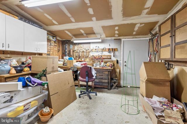 78 RED BERRY RD, Levittown, PA 19056