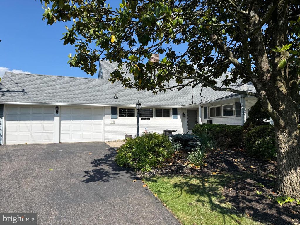 78 RED BERRY RD, Levittown, PA 19056