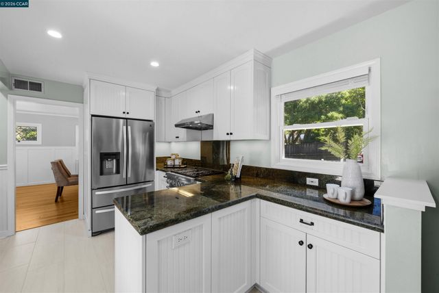 4073 Legion Ct, Lafayette, CA 94549