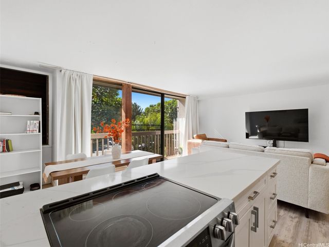 84-707 Kiana Place 107B, Waianae, HI 96792