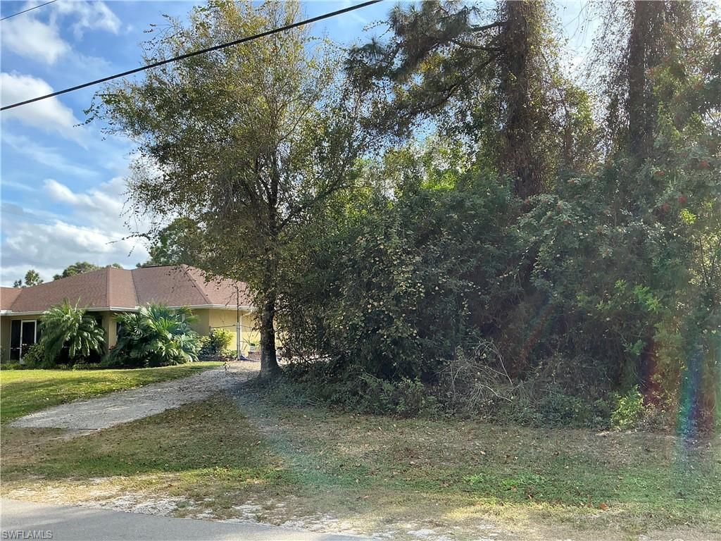 5217 Lee ST, LEHIGH ACRES, FL 33971 — photo 3