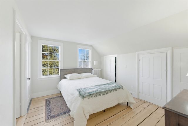 94 Allerton St, Plymouth, MA 02360