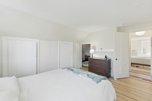 94 Allerton St, Plymouth, MA 02360