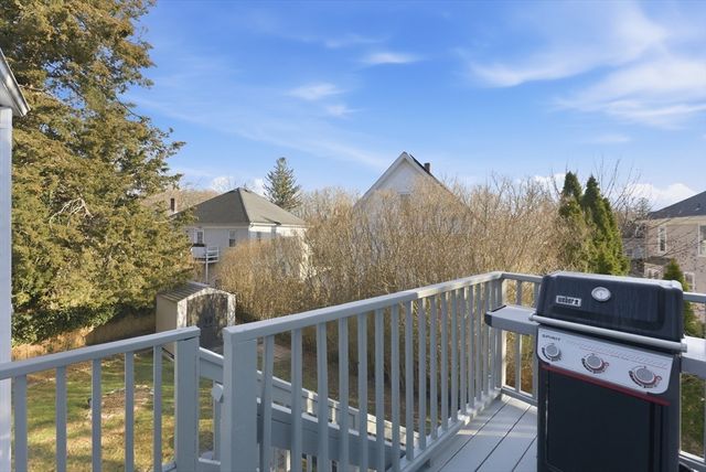 94 Allerton St, Plymouth, MA 02360