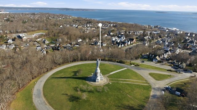 94 Allerton St, Plymouth, MA 02360
