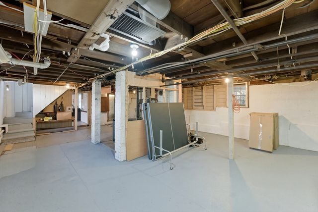 94 Allerton St, Plymouth, MA 02360