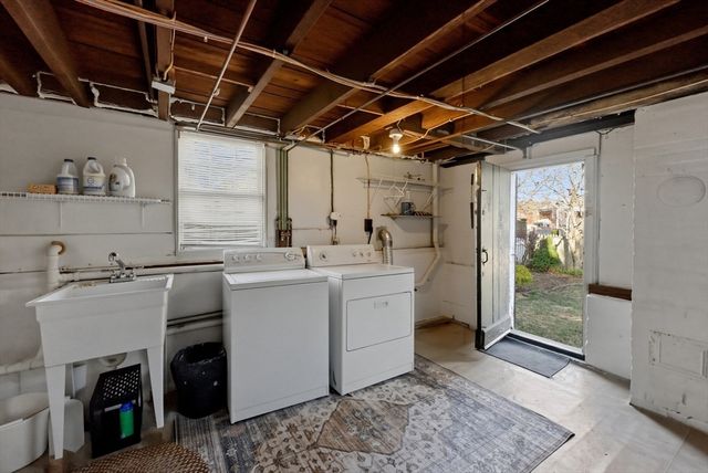 94 Allerton St, Plymouth, MA 02360