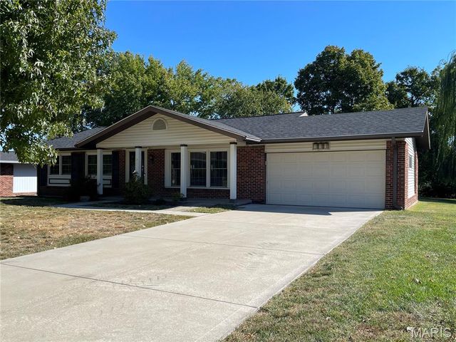 7 Greymore Drive, Chesterfield, MO 63017