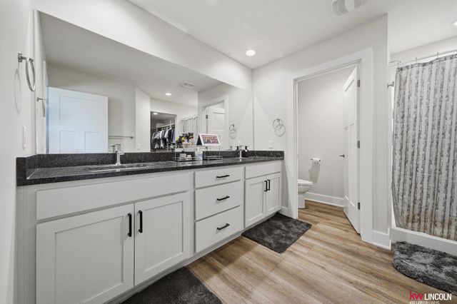 1871 Titan Place, Hickman, NE 68372