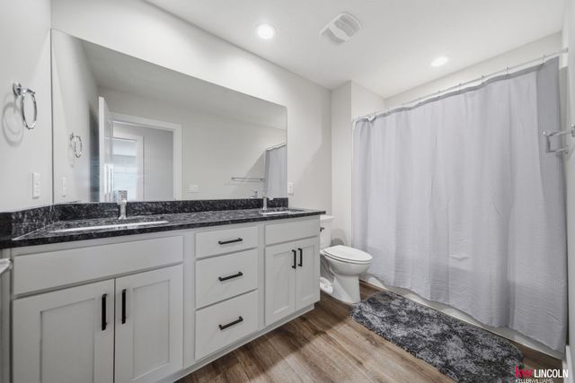 1871 Titan Place, Hickman, NE 68372