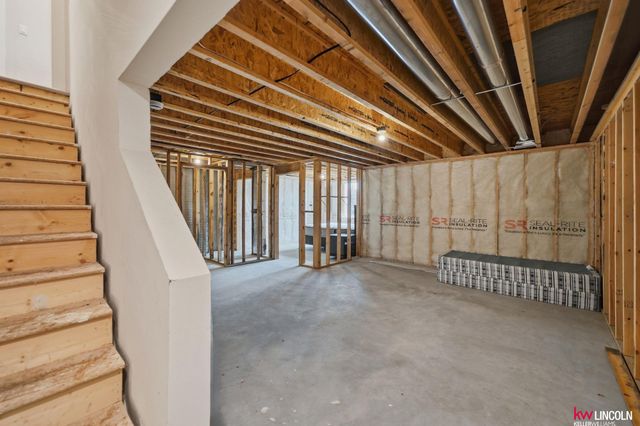 1871 Titan Place, Hickman, NE 68372
