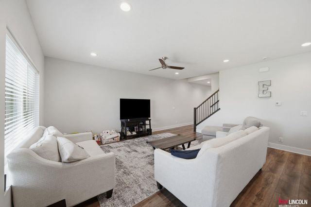 1871 Titan Place, Hickman, NE 68372
