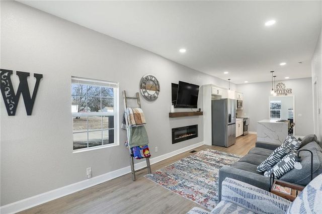 1101 Pacific Avenue, Osawatomie, KS 66064