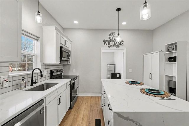 1101 Pacific Avenue, Osawatomie, KS 66064