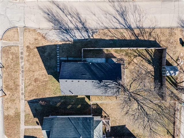 1101 Pacific Avenue, Osawatomie, KS 66064