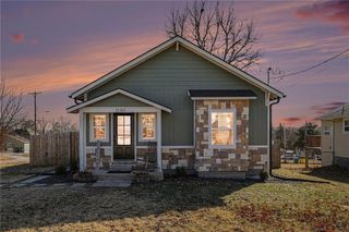 1101 Pacific Avenue, Osawatomie, KS 66064