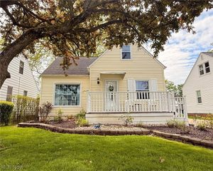 482 E 329th Street, Willowick, OH 44095