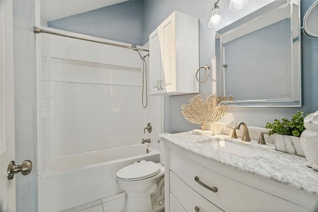 953 Ramblewood, Lewisville, TX 75067