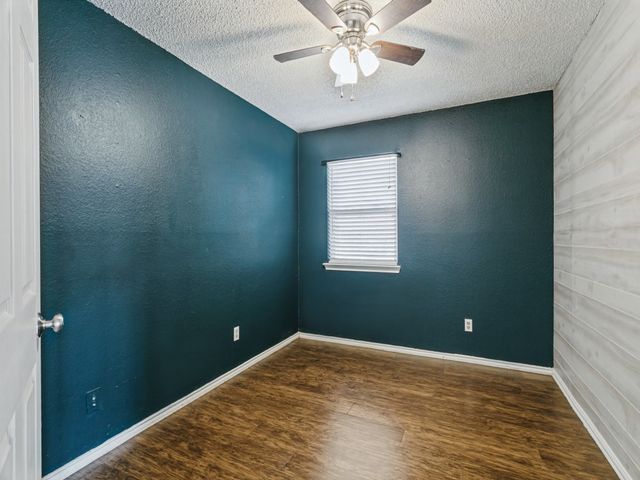 953 Ramblewood, Lewisville, TX 75067