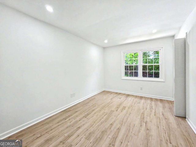 270 Winding River Road H, Atlanta, GA 30350