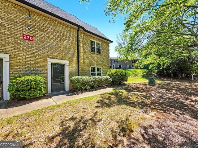 270 Winding River Road H, Atlanta, GA 30350