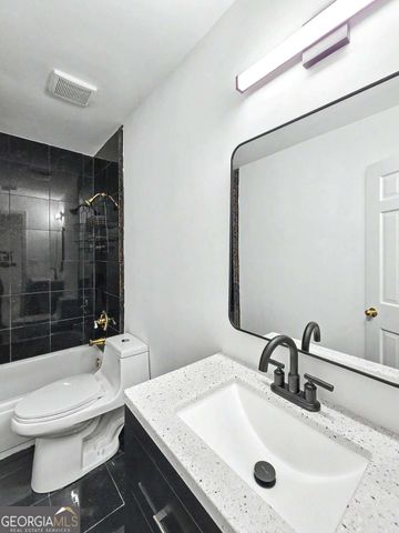 270 Winding River Road H, Atlanta, GA 30350