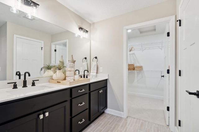 14423 Kingsview Lane N, Dayton, MN 55327