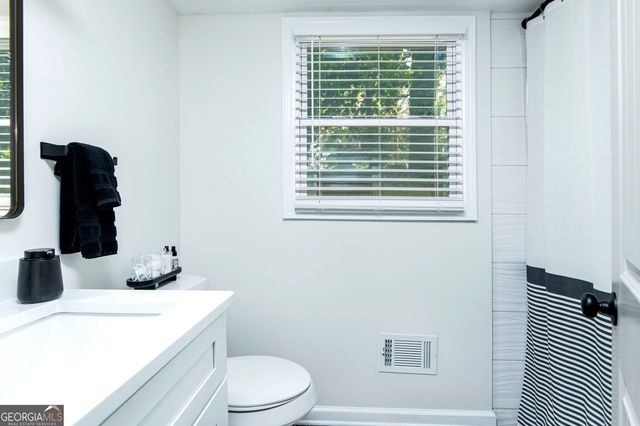 1953 Copperfield Circle, Decatur, GA 30035
