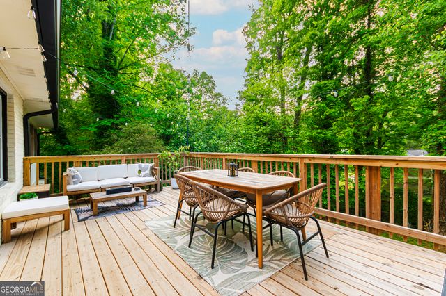 1953 Copperfield Circle, Decatur, GA 30035