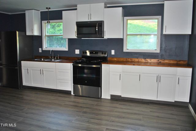 90 Fillers Mill Road, Greeneville, TN 37743