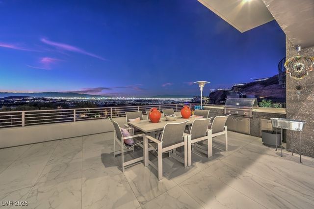 671 Scenic Rim Drive, Henderson, NV 89012