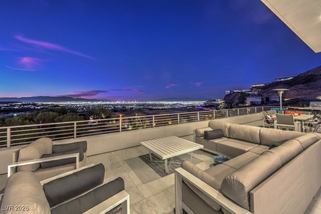 671 Scenic Rim Drive, Henderson, NV 89012