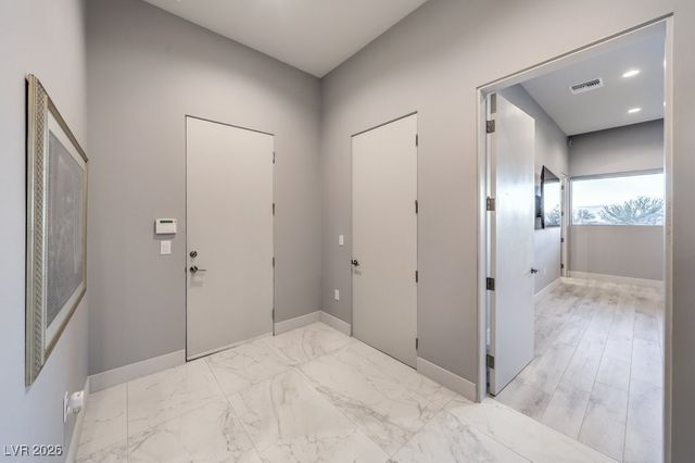 671 Scenic Rim Drive, Henderson, NV 89012