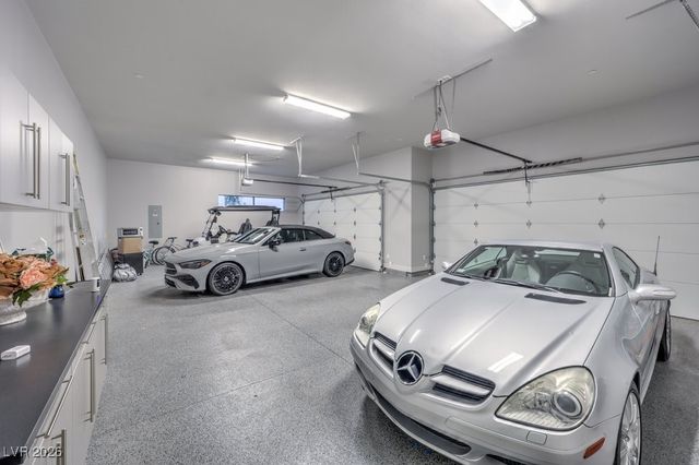 671 Scenic Rim Drive, Henderson, NV 89012