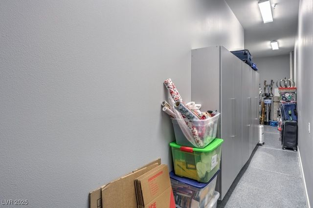 671 Scenic Rim Drive, Henderson, NV 89012