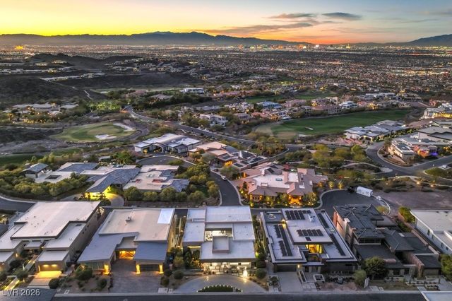 671 Scenic Rim Drive, Henderson, NV 89012