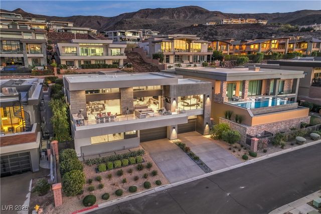 671 Scenic Rim Drive, Henderson, NV 89012