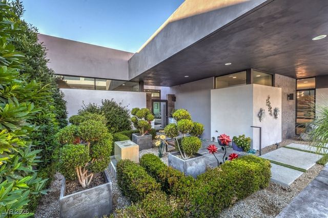 671 Scenic Rim Drive, Henderson, NV 89012