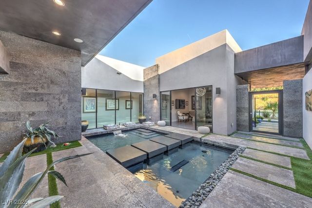 671 Scenic Rim Drive, Henderson, NV 89012