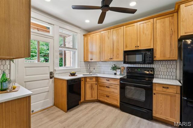 4142 Cleveland Avenue, St Louis, MO 63110