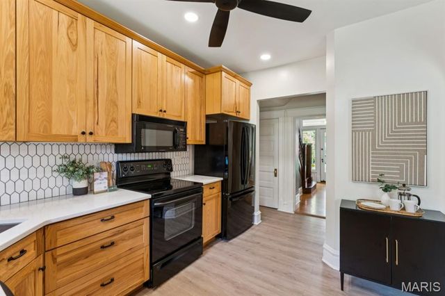 4142 Cleveland Avenue, St Louis, MO 63110
