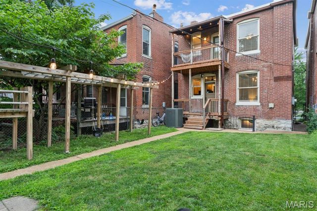 4142 Cleveland Avenue, St Louis, MO 63110