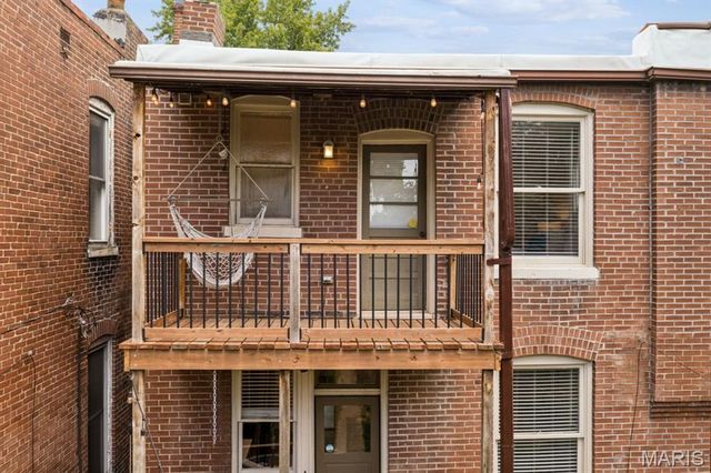 4142 Cleveland Avenue, St Louis, MO 63110
