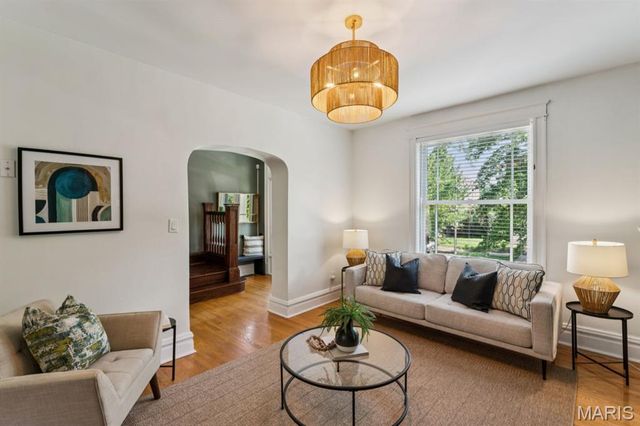 4142 Cleveland Avenue, St Louis, MO 63110