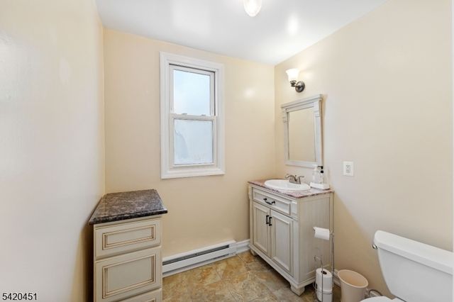 150 W 5Th Ave, Roselle Boro, NJ 07203